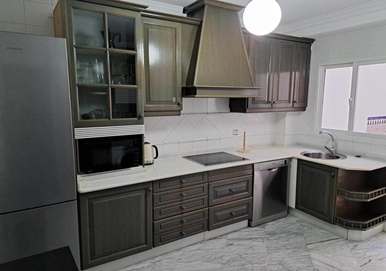Encanto Urbano: Piso Centrico Totalmente Equipado Лебриха Экстерьер фото