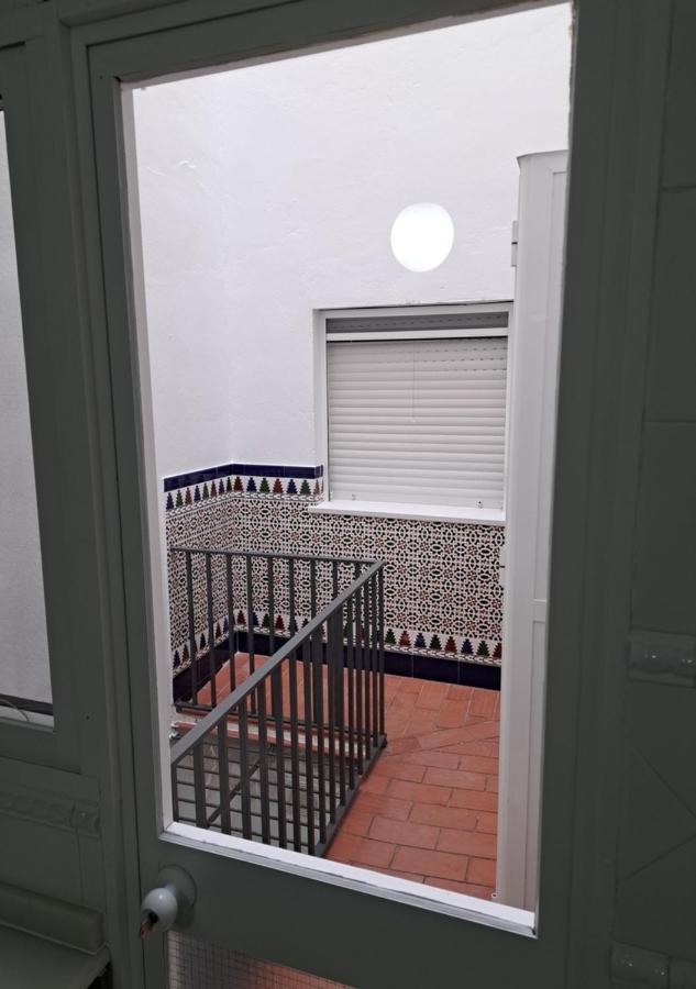 Encanto Urbano: Piso Centrico Totalmente Equipado Лебриха Экстерьер фото