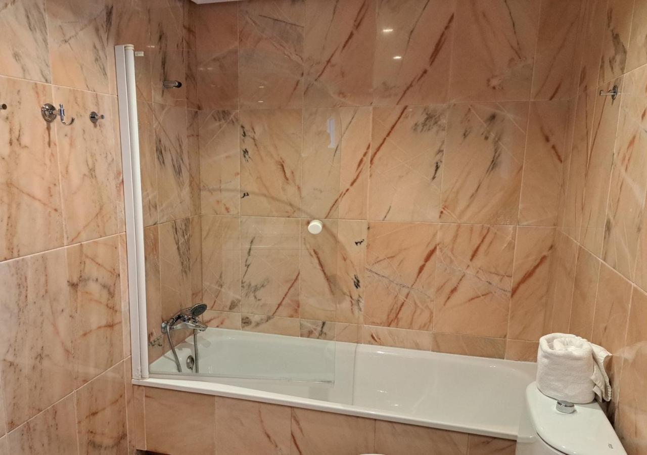 Encanto Urbano: Piso Centrico Totalmente Equipado Лебриха Экстерьер фото